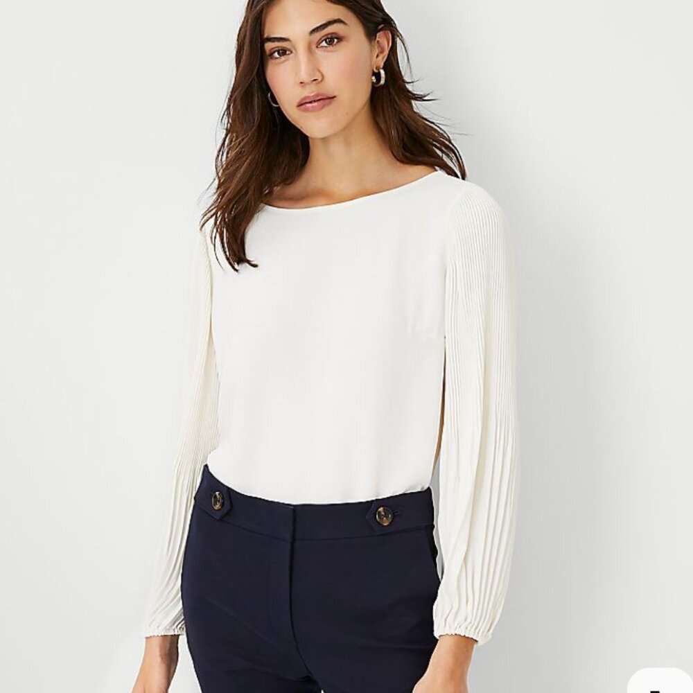 Ann Taylor Pleated Sleeve Boatneck top XS